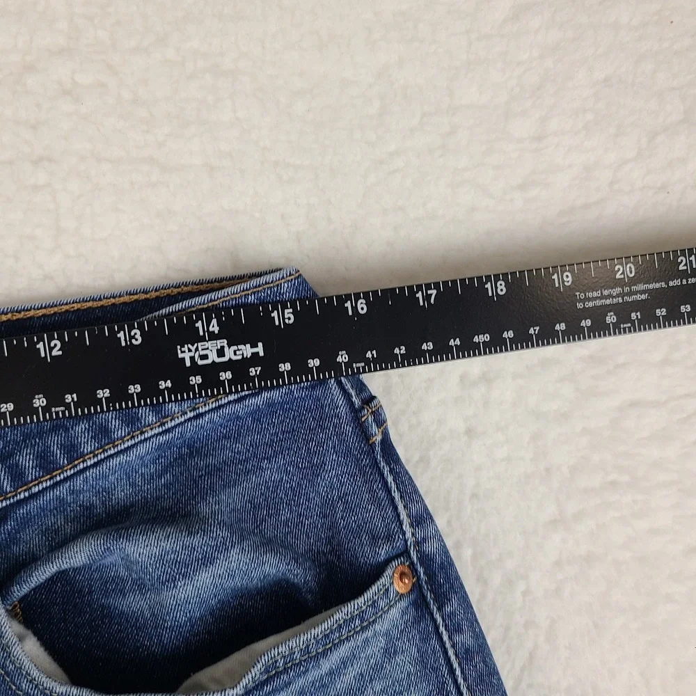 Levi's 502 Jeans Mens Blue 31x30 Slim Tapered Medium Wash Denim